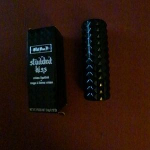 Kat Von D Studded Kiss Lipstick in Lovecraft
